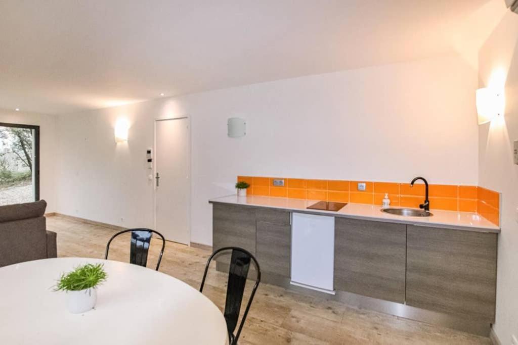 Gite Moderne En Drome Roche-Saint-Secret Bagian luar foto